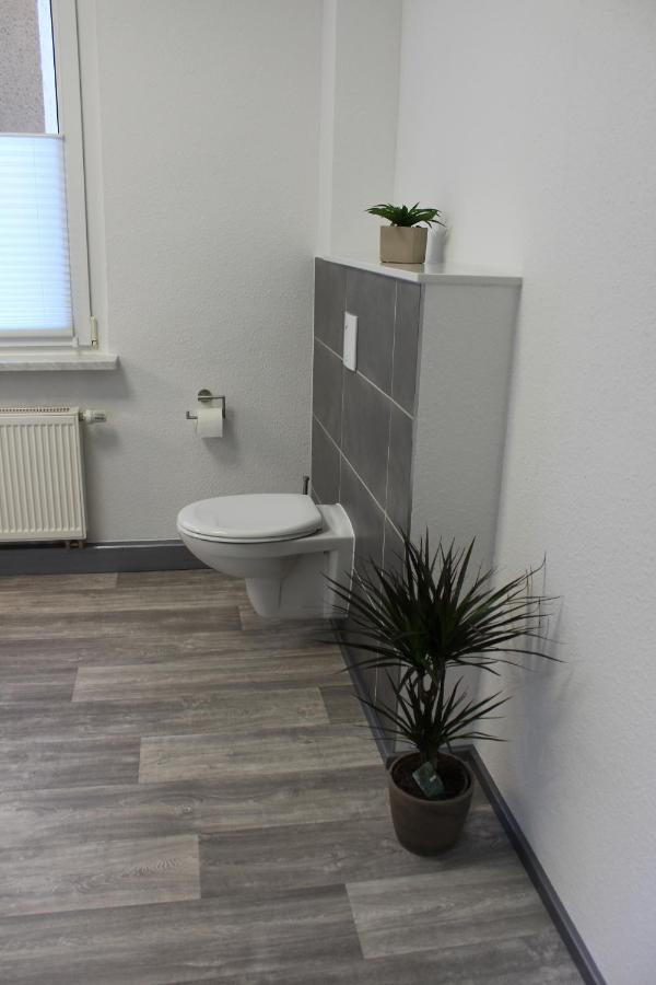 אפולדה Ferienwohnung Funke F1 Fuer Monteure מראה חיצוני תמונה